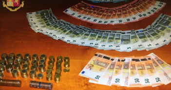 Roma, rapinano una tabaccheria e poco dopo finiscono in manette per furto e stupefacenti
