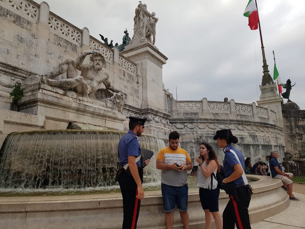 Colosseo e Fori Imperiali, Carabinieri contro abusivismo, degrado e illegalità diffusa