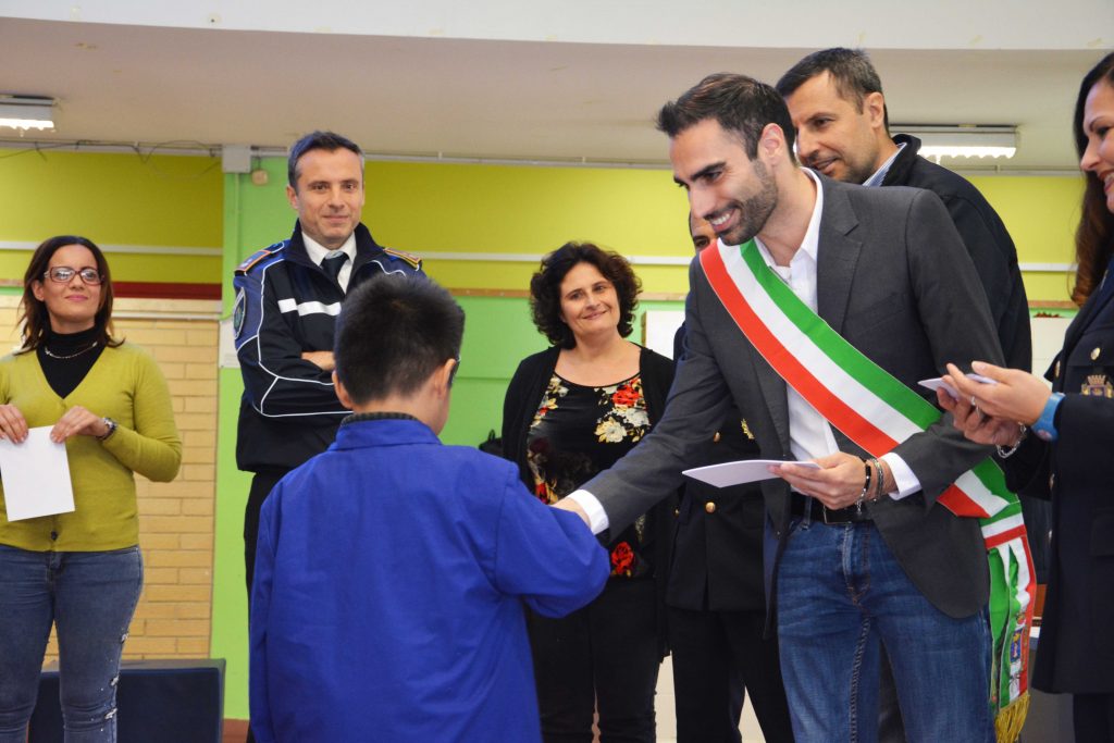 Pomezia, educazione stradale: il Sindaco Zuccalà incontra gli alunni del plesso di S.Palomba