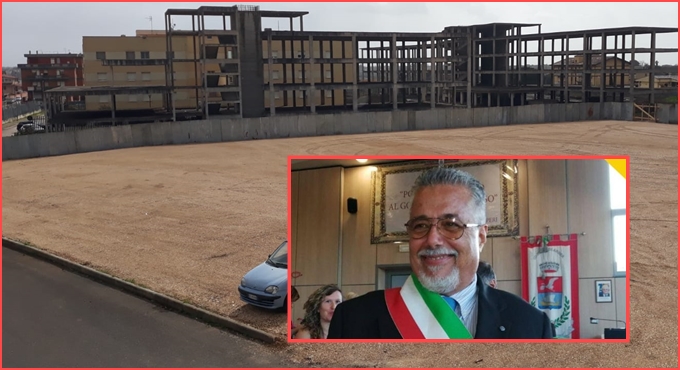 Ardea, il Sindaco Savarese: “Non esistono motivi ostativi al trasferimento degli uffici comunali”