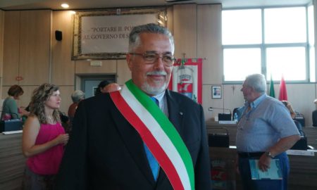 Incendio Loas di Aprilia. Il Sindaco di Ardea: “Cittadini infuriati e spaventati, lo Stato ci deve aiutare”