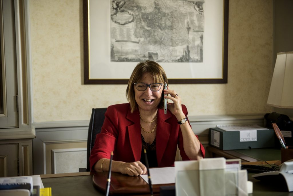 Sen.Fiammetta Modena(FI): “Da dove arrivano le email inviate a tutti i parlamentari da probabili finti navigator?”.