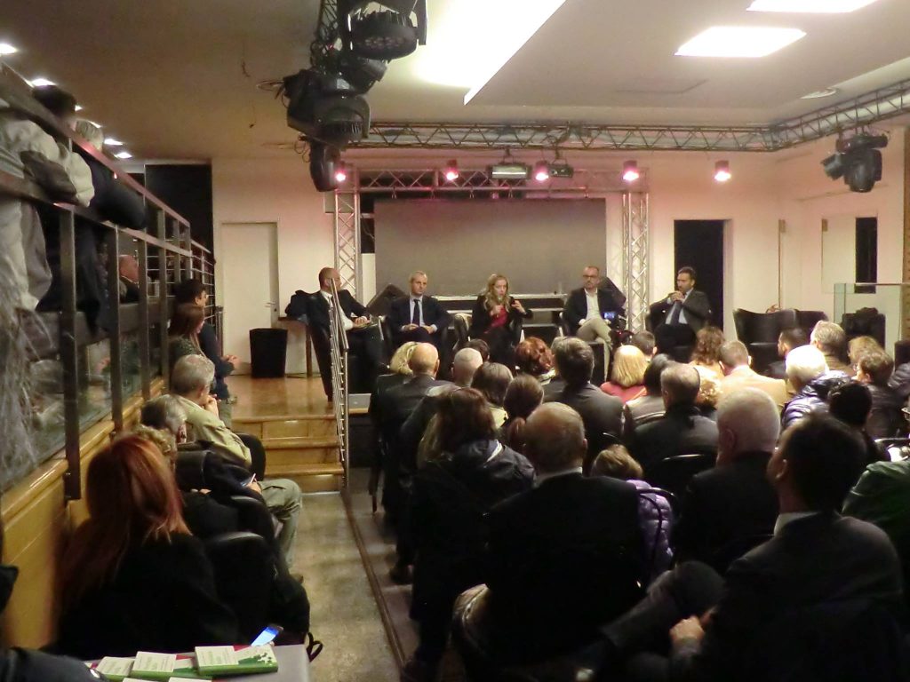 Alloggi Rom, Volpi e Quarzo (FDI): scelta Raggi fallimentare, non scaricare sui Comuni dell’area Metropolitana