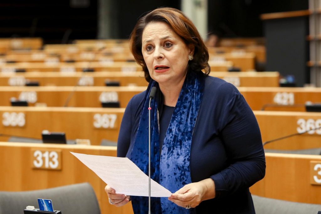 Violenza donne. Regimenti (Lega): “Inserire aggravante femminicidio nel codice penale italiano”