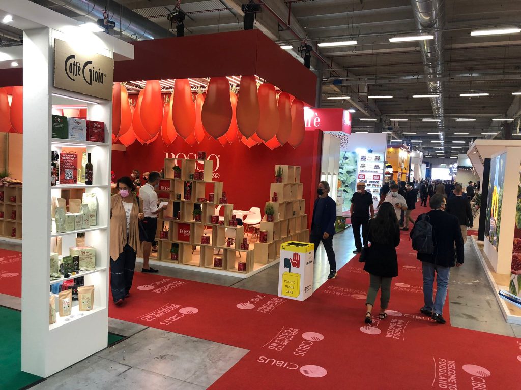 Filiera del pomodoro in crisi. La sfida di RossoGargano.