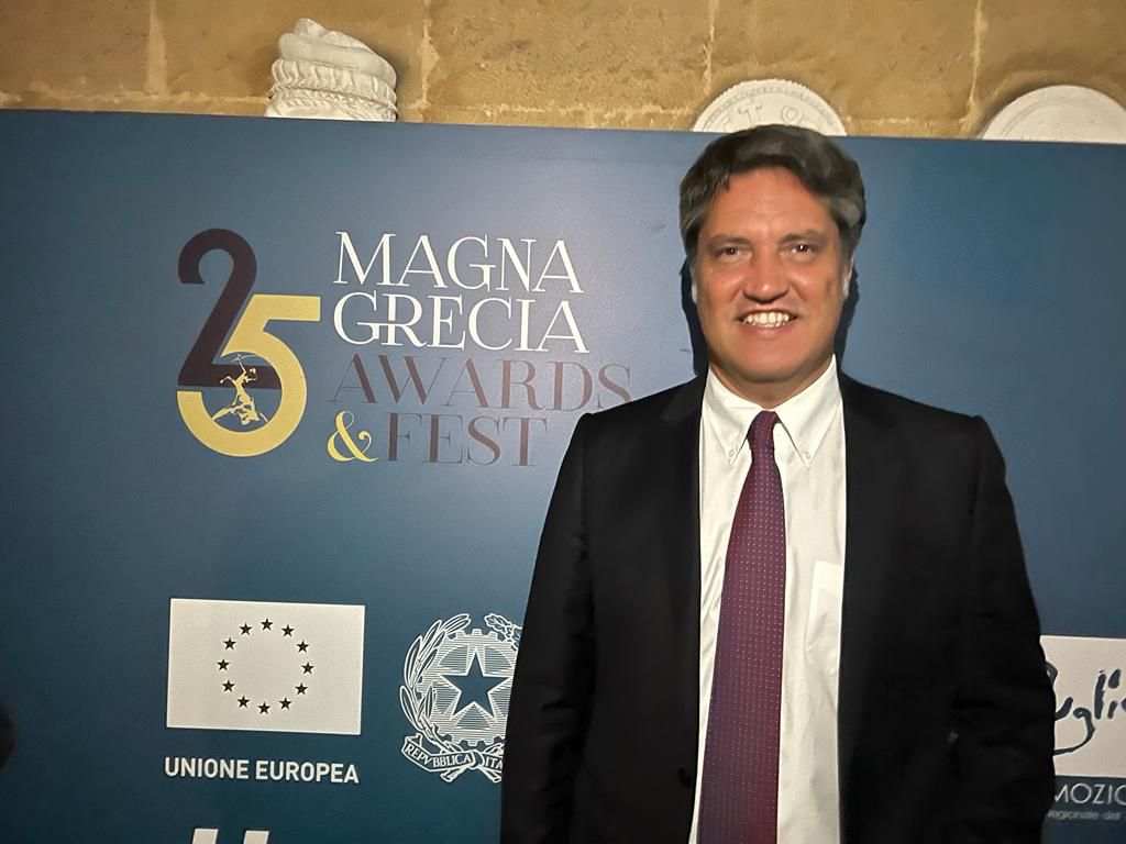 Davide Desario, direttore del social free press Leggo, riceve il Magna Grecia Awards 2022