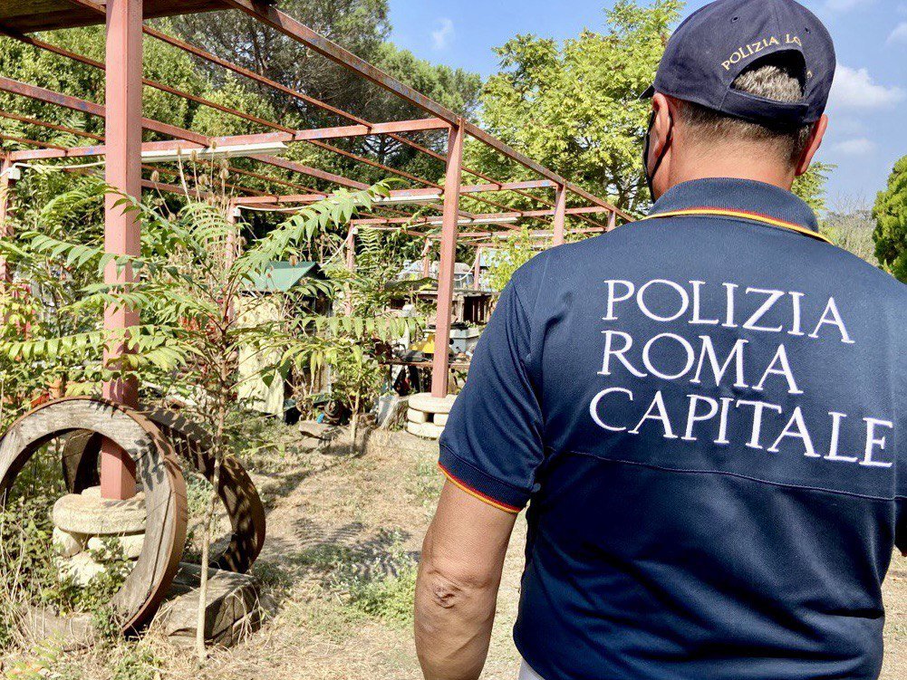 Roma, furto di un cavo elettrico dell’alta velocità di 50 metri, ritrovato da una pattuglia della Polizia Locale