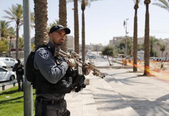 Attentato a Gerusalemme, uccisa una 16enne