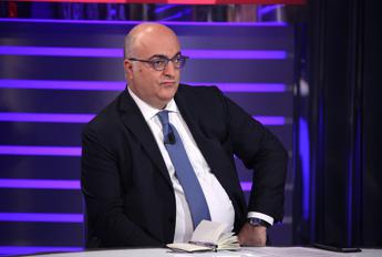 Corteo per Giulia Cecchettin sotto ‘Libero’, Sechi: “Intimidazione a stampa, ci hanno detto fascisti”