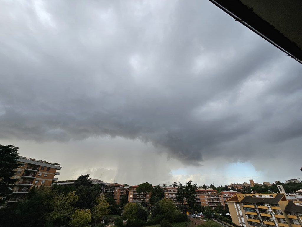 Tempesta Ciaran e domingos, Alluvione in Toscana e criticità nel Lazio