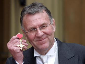 E’ morto Tom Wilkinson, attore di Full Monty aveva 75 anni