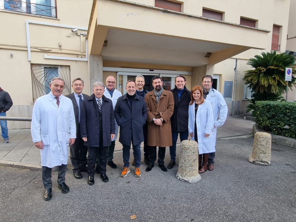 Velletri, il sindaco Cascella all’ospedale Colombo per lo scambio degli auguri e per parlare di progettualità