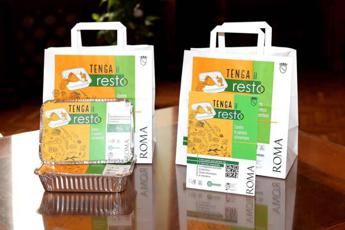 Roma, vaschette per portare via avanzi dal ristorante, al via progetto ‘Tenga il resto’