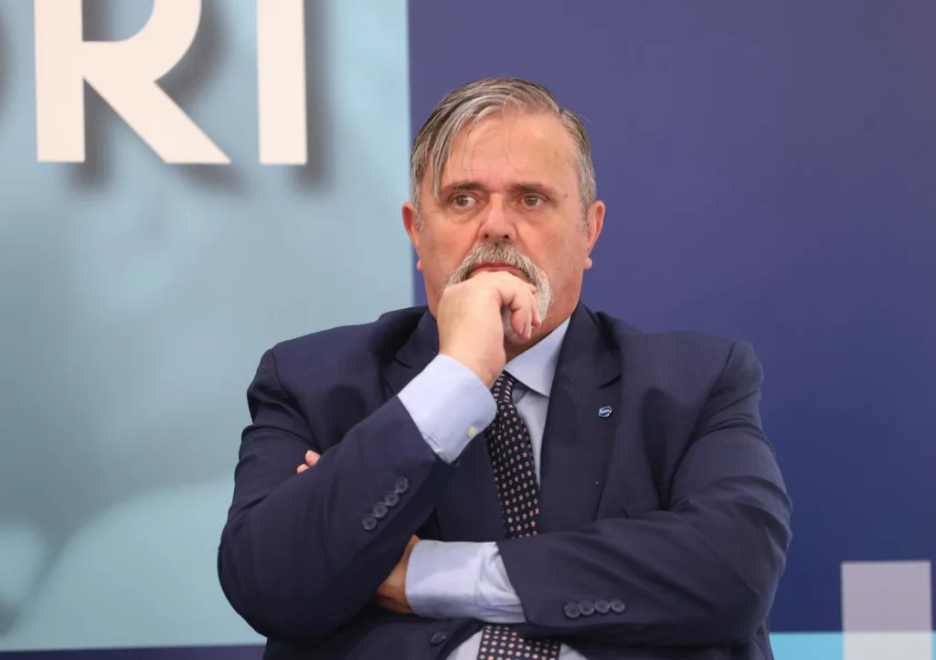 Salario minimo. Paolo Capone, Leader UGL: “Rafforzare uno strumento centrale come il CCNL”