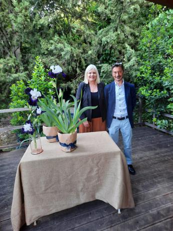 Un fiore per l’Università di Firenze, iris porta il nome dell’Ateneo