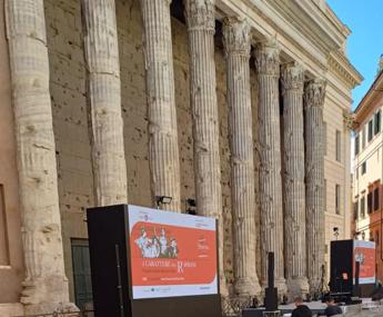Oltre 10mila presenze per Roma Storia Festival, chiusura con Proietti e ‘cacio e pepe’