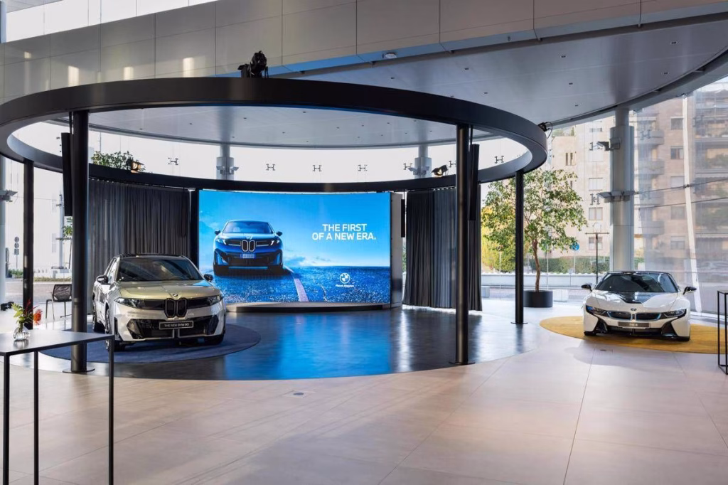 BMW Italia inaugura la nuova House of BMW Italia a San Donato Milanese
