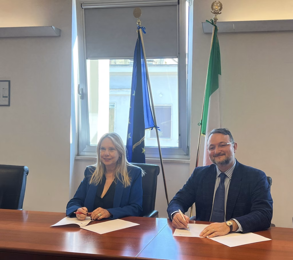 Sviluppo Lavoro Italia e UNICEF hanno firmato il protocollo d’intesa per l’inclusione socio-lavorativa dei minori stranieri non accompagnati e dei giovani migranti