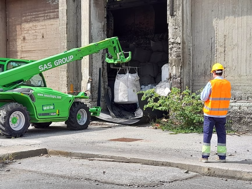 Rimosse 11.000 tonnellate di rifiuti pericolosi: svolta bonifica SIN Cogoleto – Stoppani, Sogesid e Commissario Brescianini