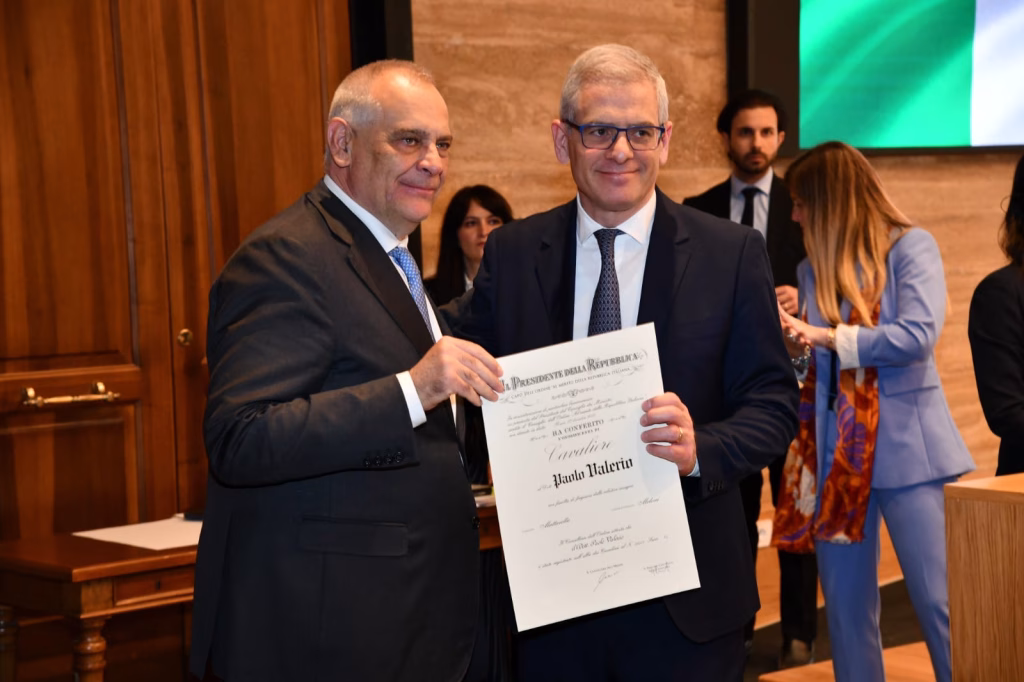 *Agenzia Dogane e Monopoli, prestigioso riconoscimento per Paolo Valerio: nominato Cavaliere della Repubblica Italiana*