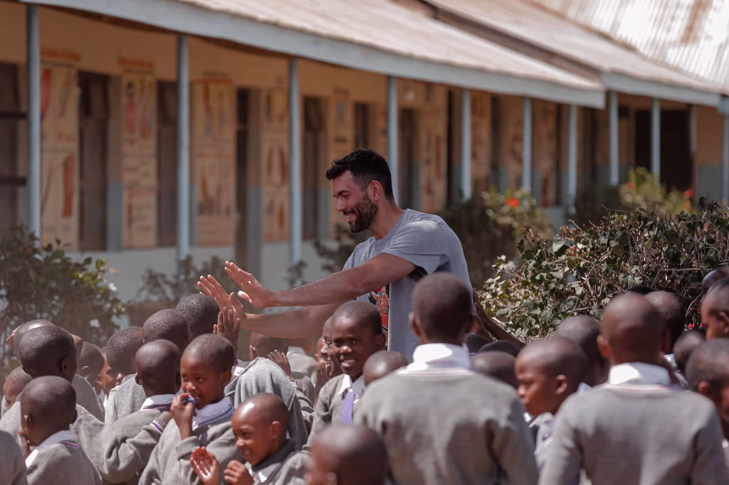 Giampaolo Ricci. Non solo sport. Ecco come è nata la scuola in Tanzania