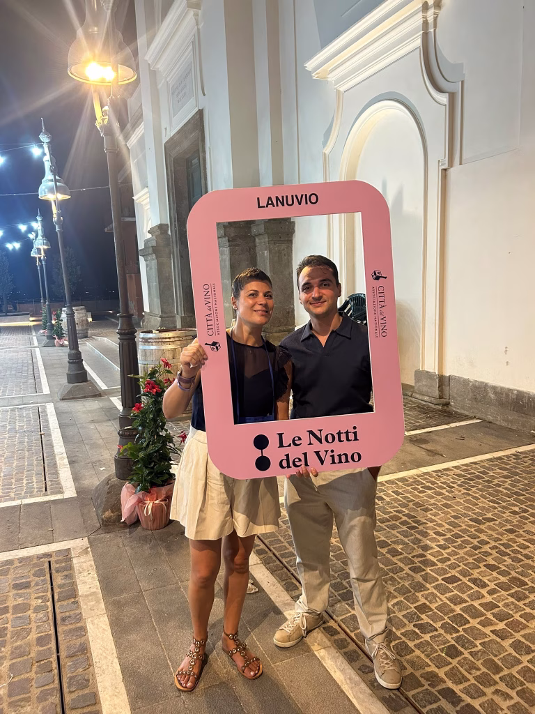 Lanuvio, grande successo per “Le Notti del Vino”: il borgo antico conquista pubblico e visitatori