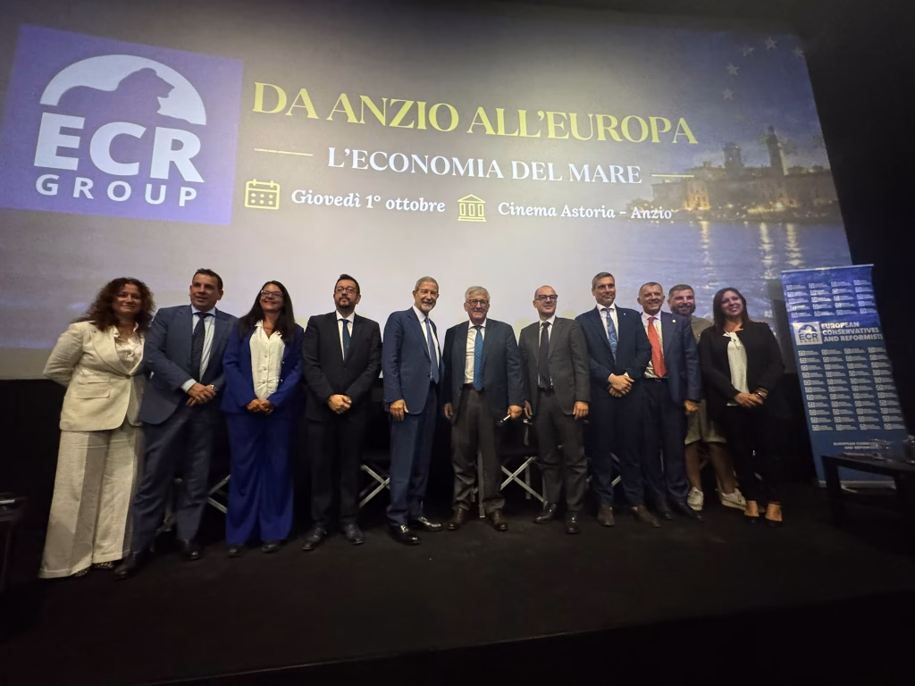 Anzio: Grande partecipazione per il convegno sull’Economia del Mare con il Ministro Musumeci